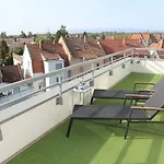 La Terrasse Apartment *